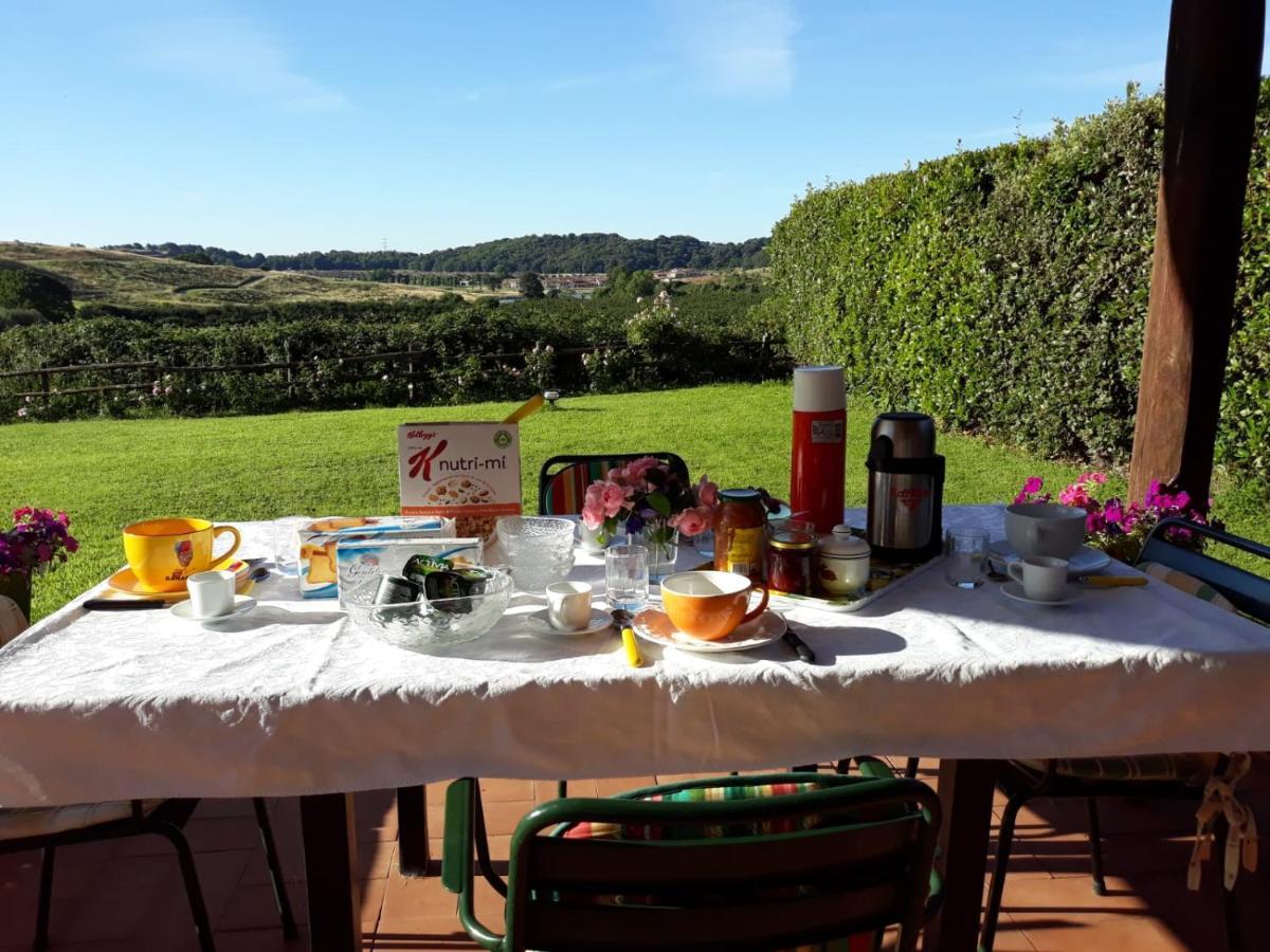 Casale Vicino Al Golf Nazionale Panzió Monterosi Kültér fotó