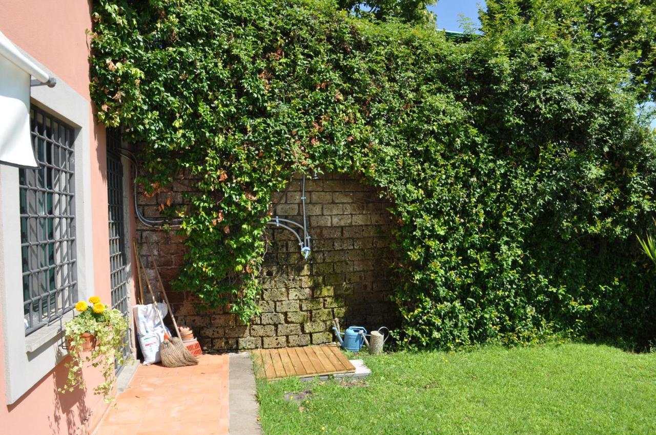 Casale Vicino Al Golf Nazionale Panzió Monterosi Kültér fotó